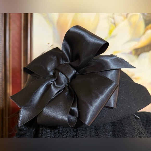 Betmar Black Wool Vintage Hat with Black Satin Bow - Picture 7 of 9
